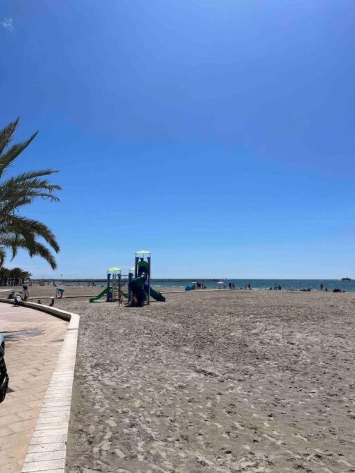 Apartamento Con Preciosas Vistas A Pie De Playa サンタ・ポラ エクステリア 写真